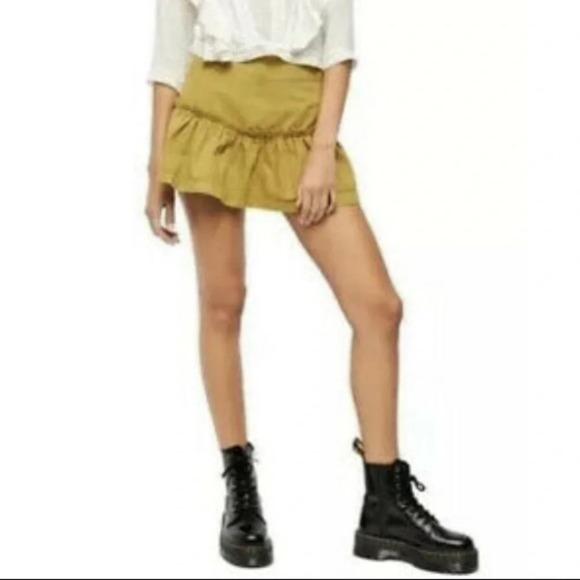 Free People Dresses & Skirts - Free People Positano Lace up back mini skirt Sz 10 olive green New with Tags